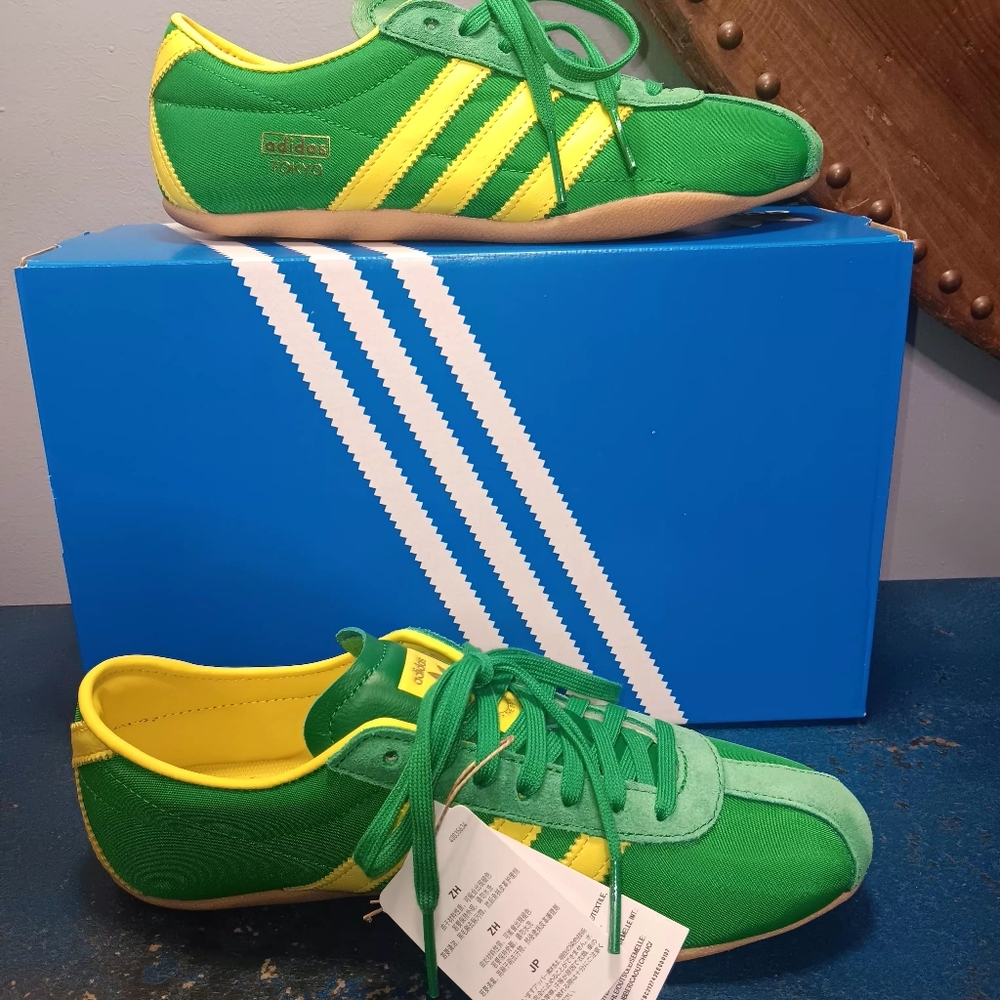 Adidas Green and Yellow Sneakers - Picture 4 of 6